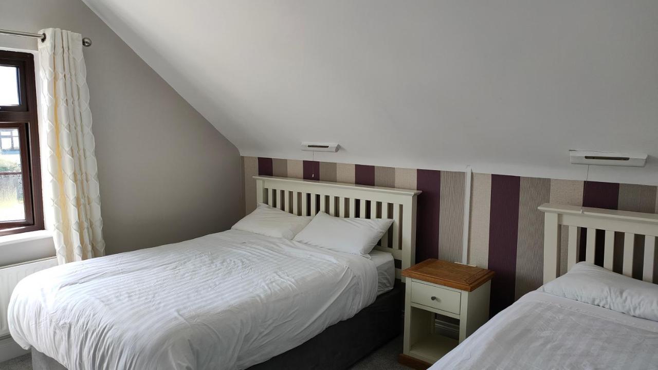 Lios Einne House Accommodation 이니시어 외부 사진